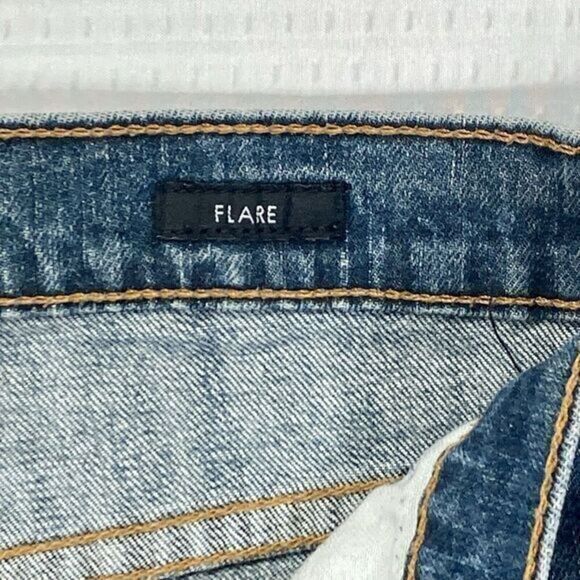 Calvin Klein Bootcut Jeans Womens 8 Blue Med Washed Distressed Flare Leg Denim - Picture 15 of 15